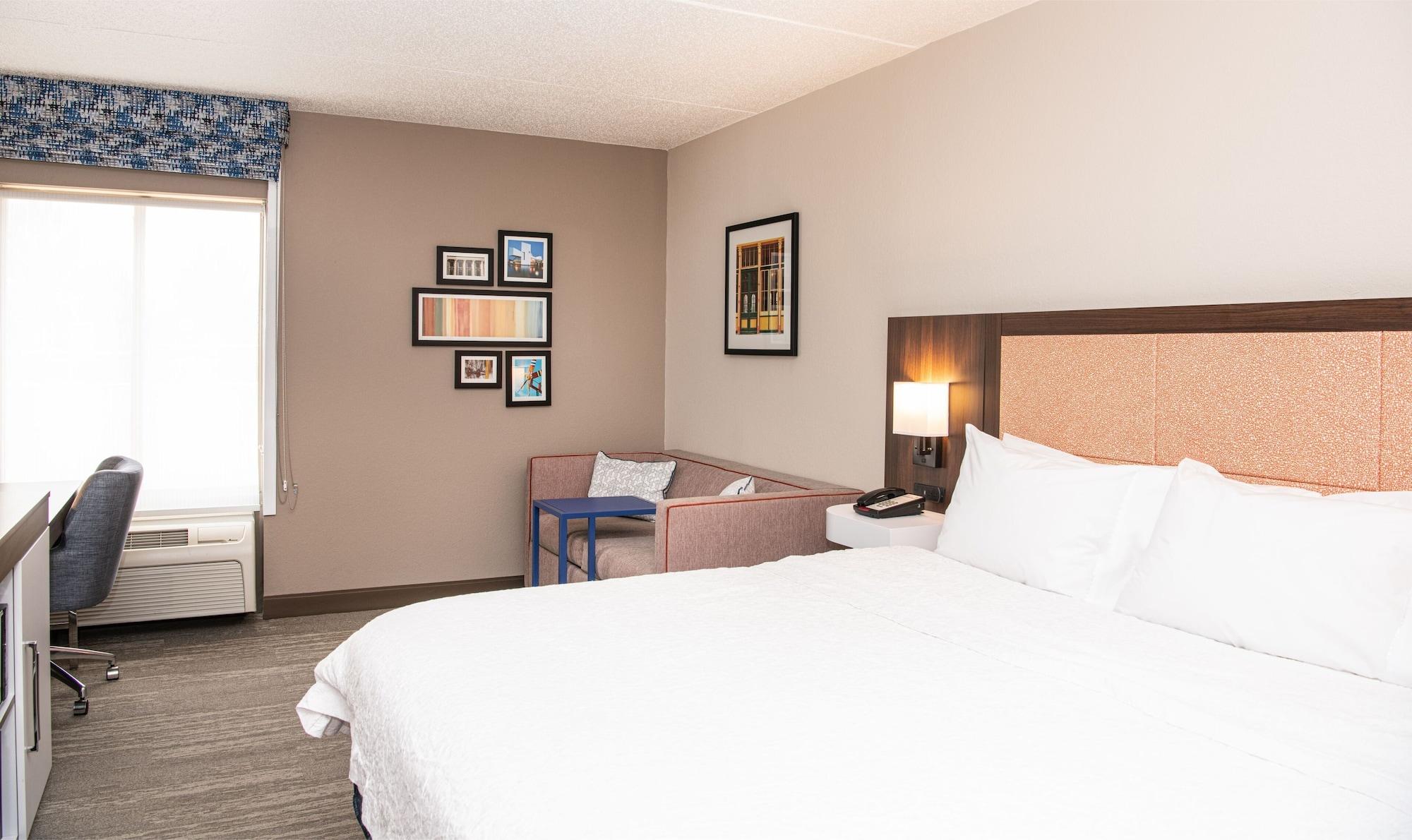 Hampton Inn Cleveland-Solon Екстериор снимка