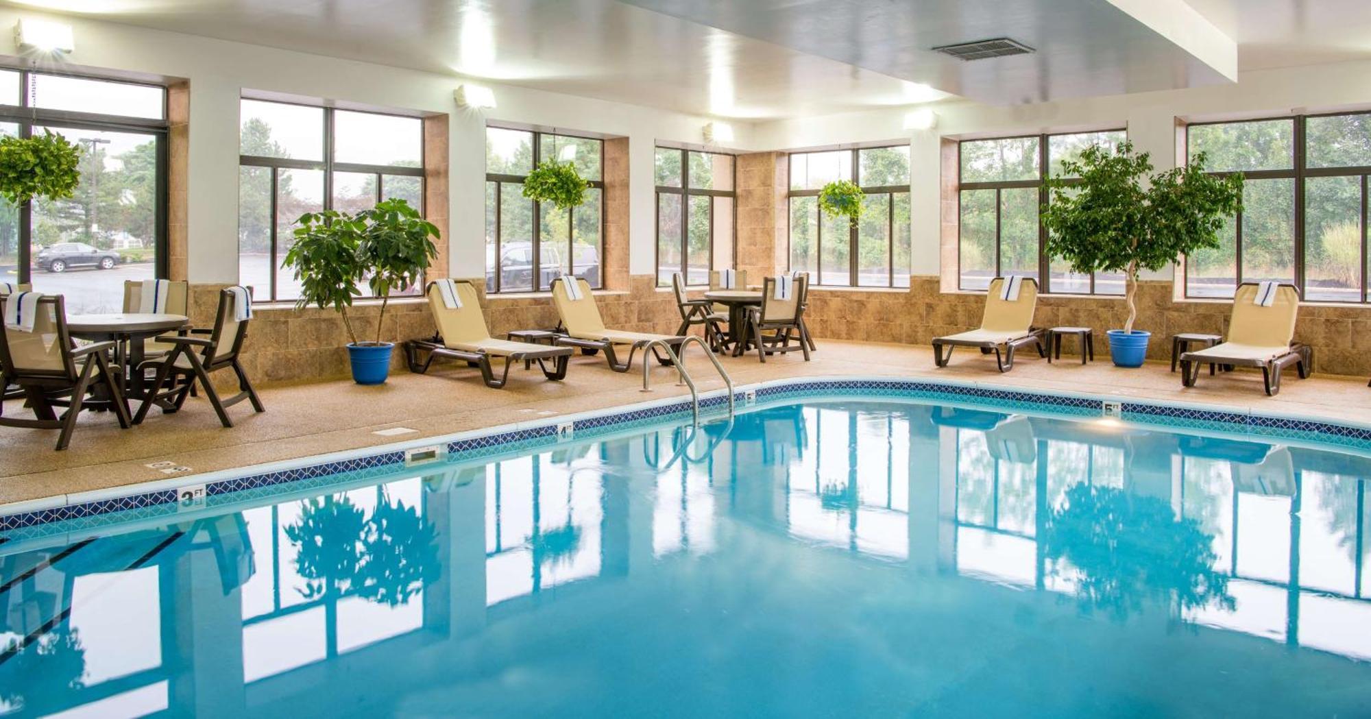 Hampton Inn Cleveland-Solon Екстериор снимка