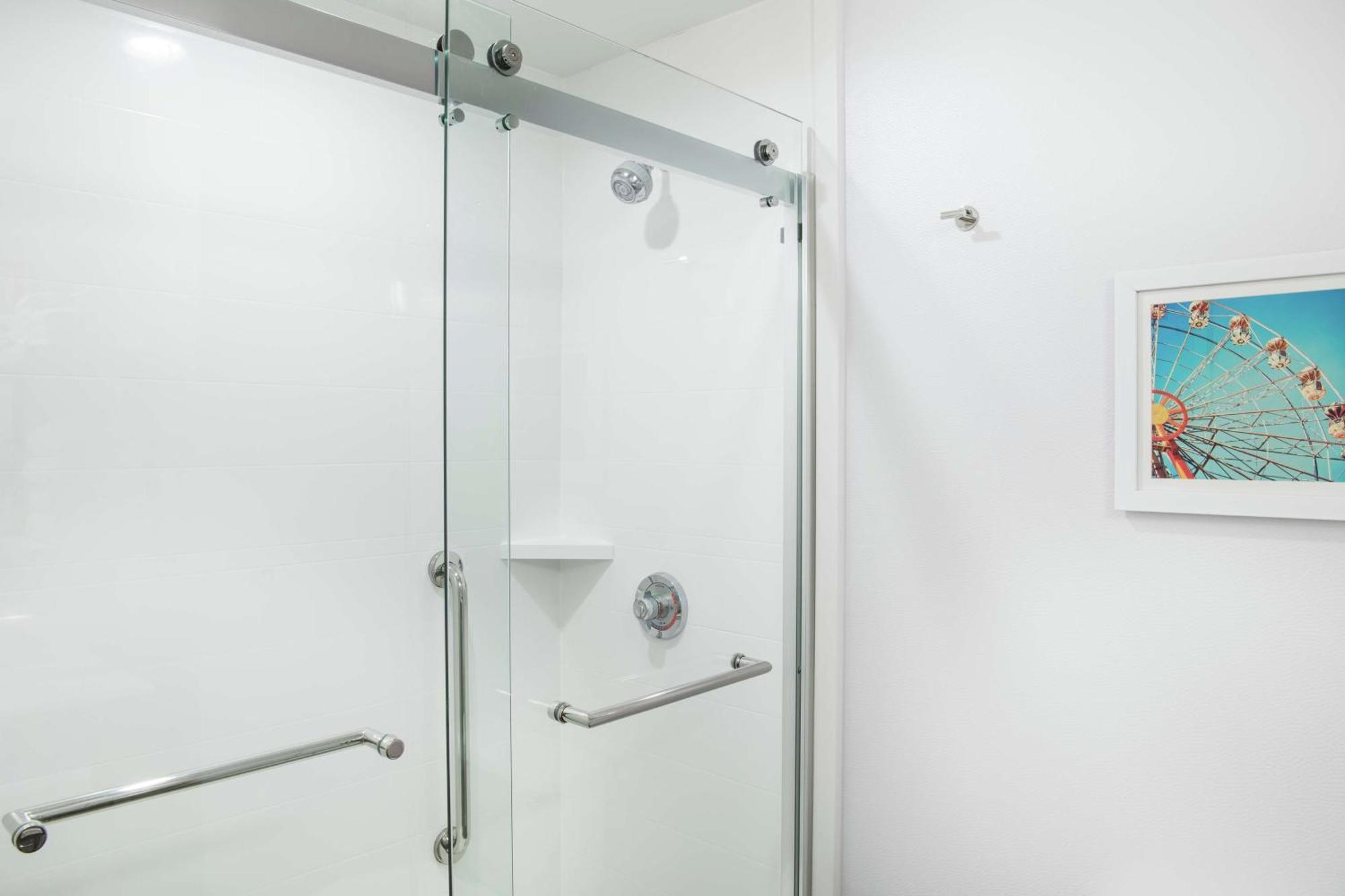 Hampton Inn Cleveland-Solon Екстериор снимка