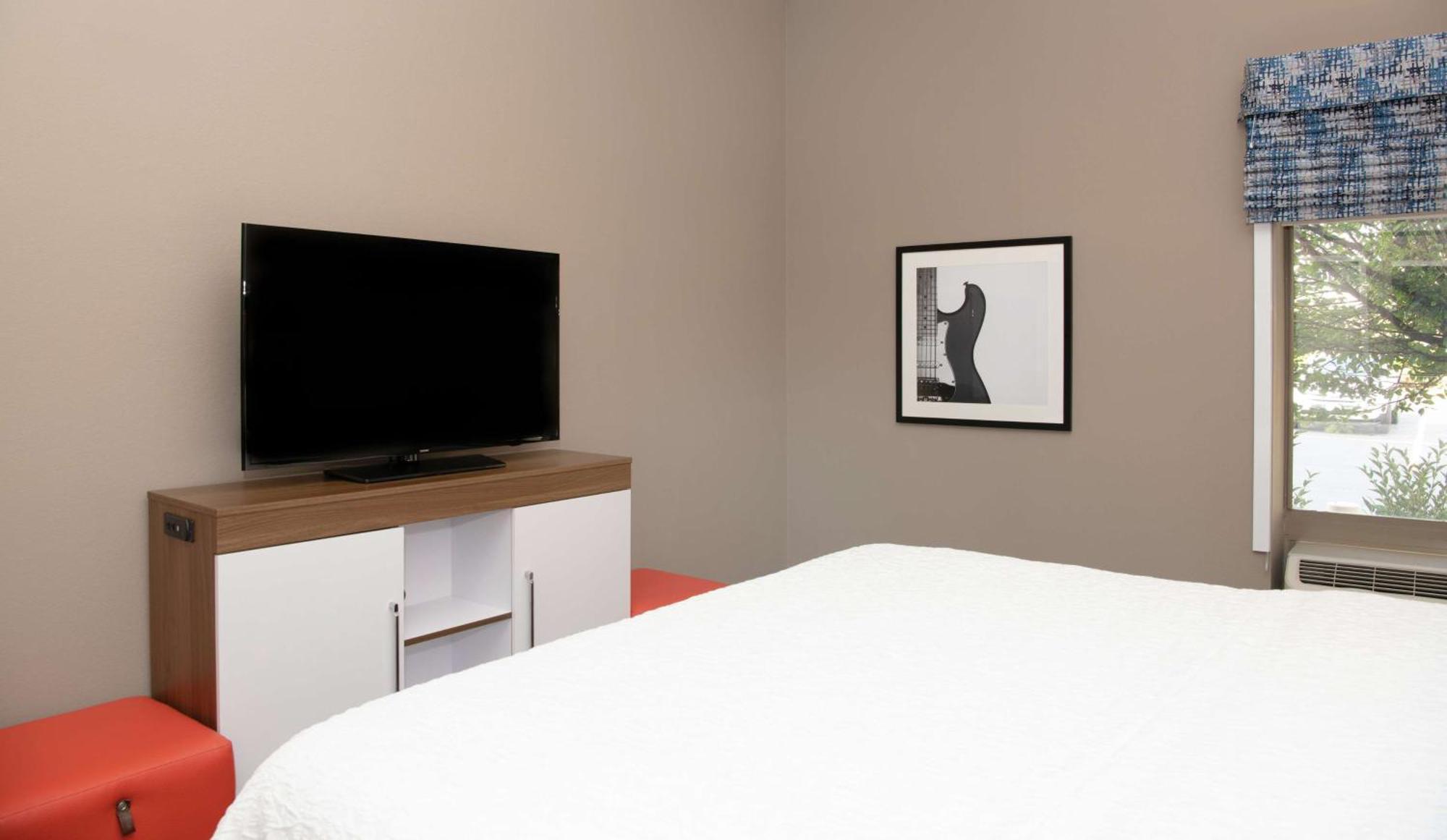Hampton Inn Cleveland-Solon Екстериор снимка