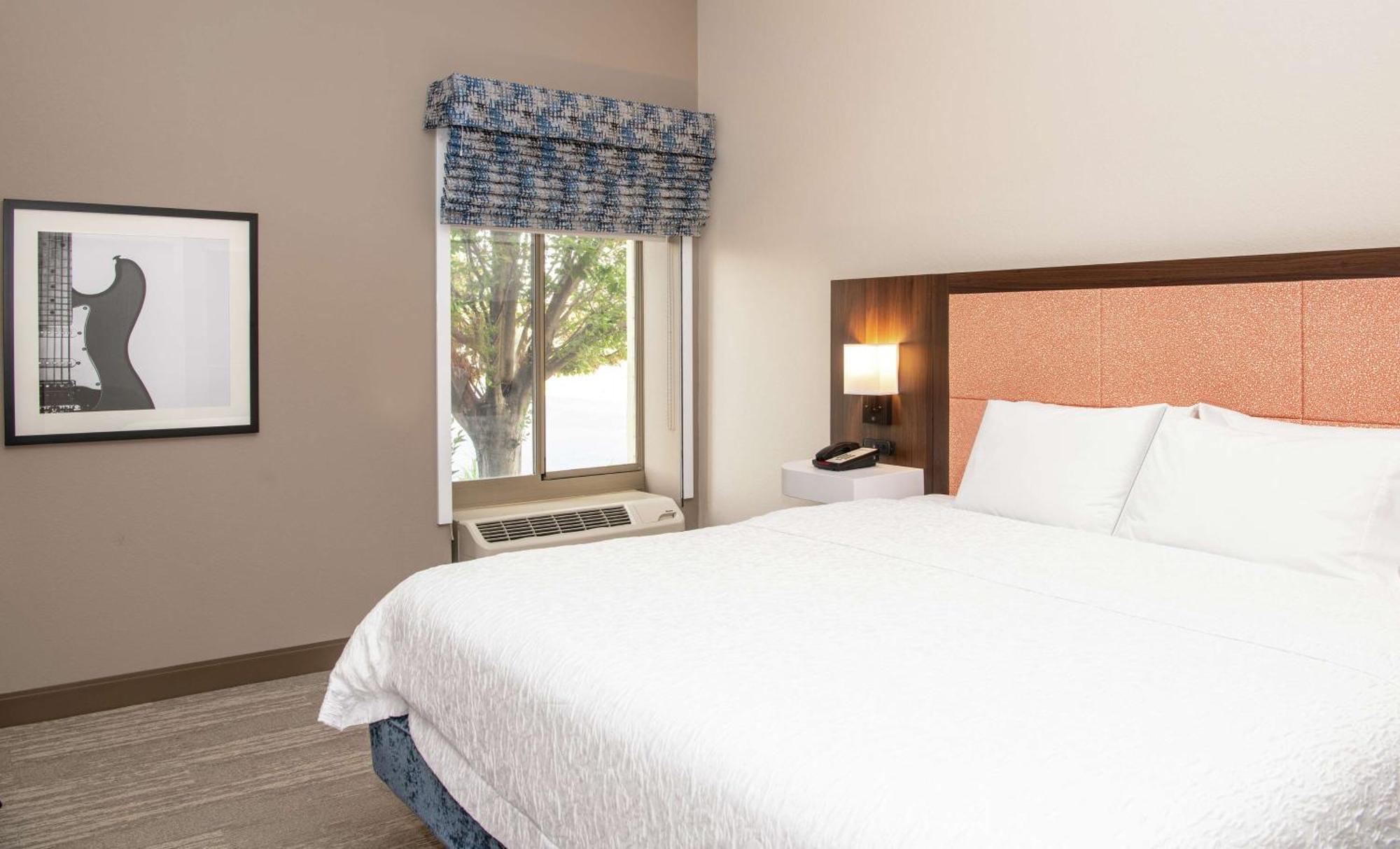 Hampton Inn Cleveland-Solon Екстериор снимка
