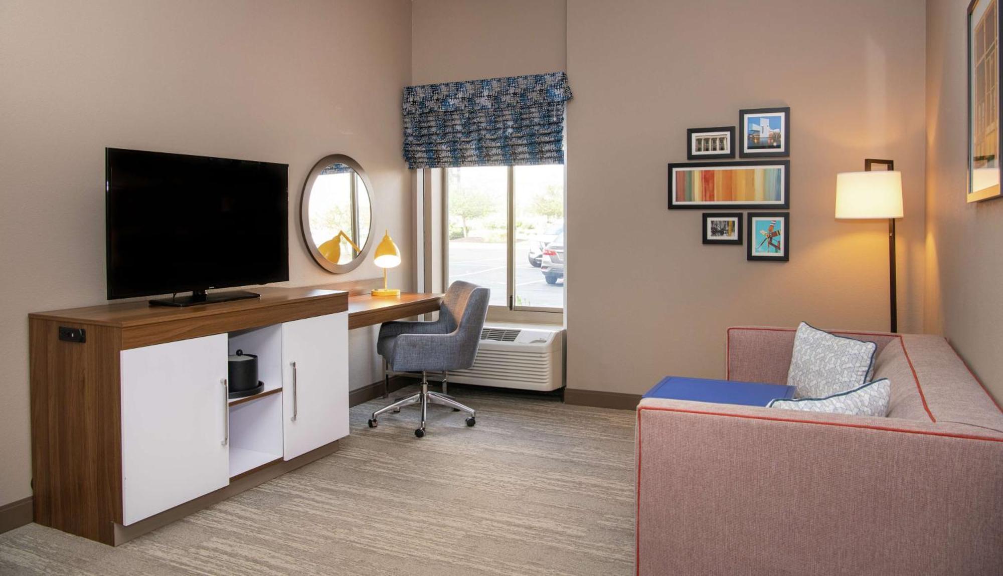 Hampton Inn Cleveland-Solon Екстериор снимка