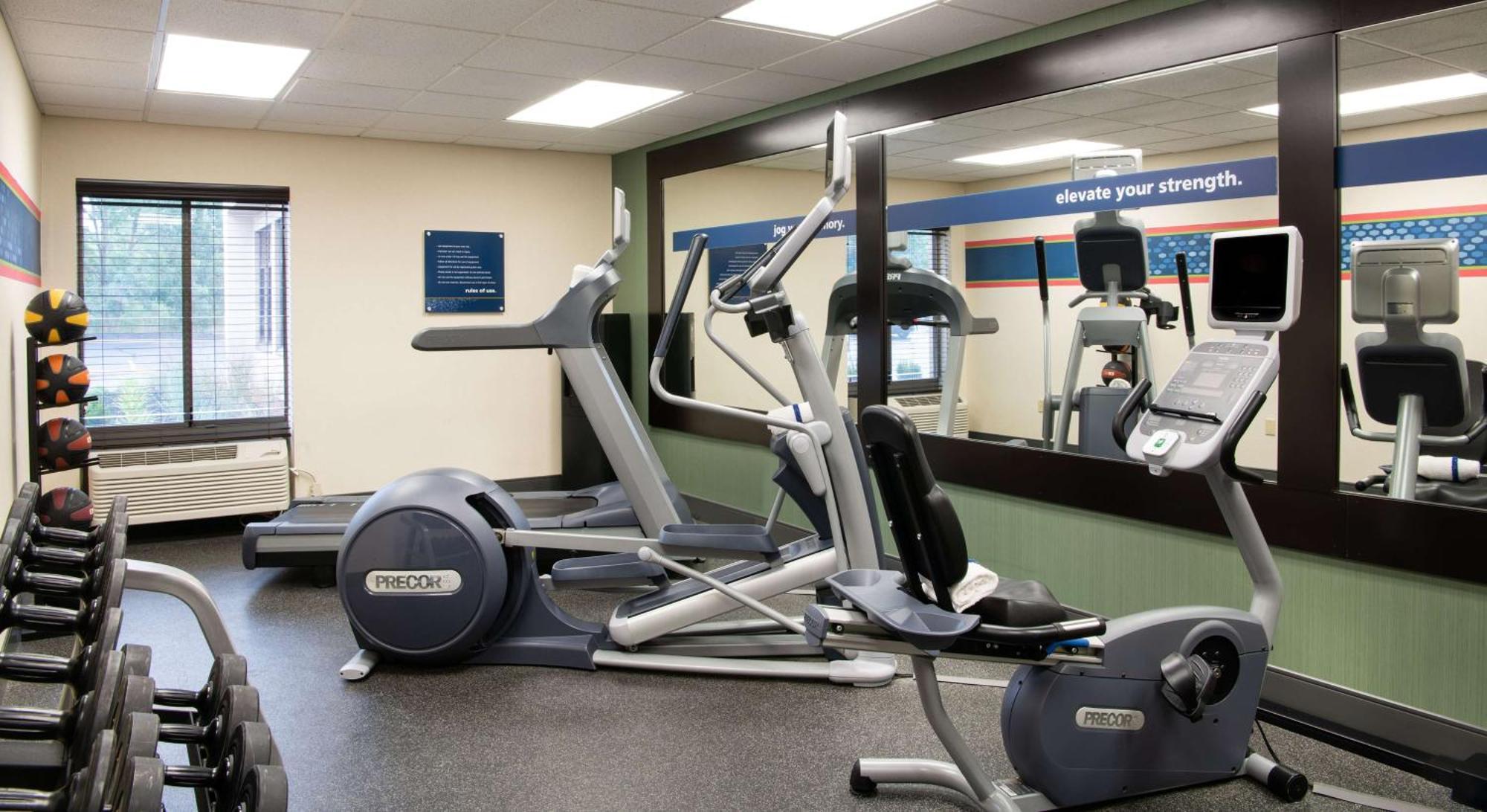 Hampton Inn Cleveland-Solon Екстериор снимка