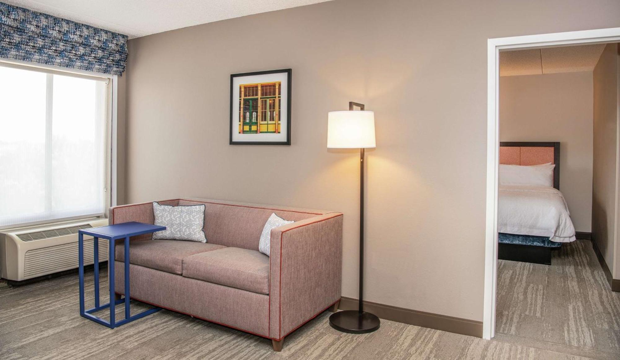 Hampton Inn Cleveland-Solon Екстериор снимка